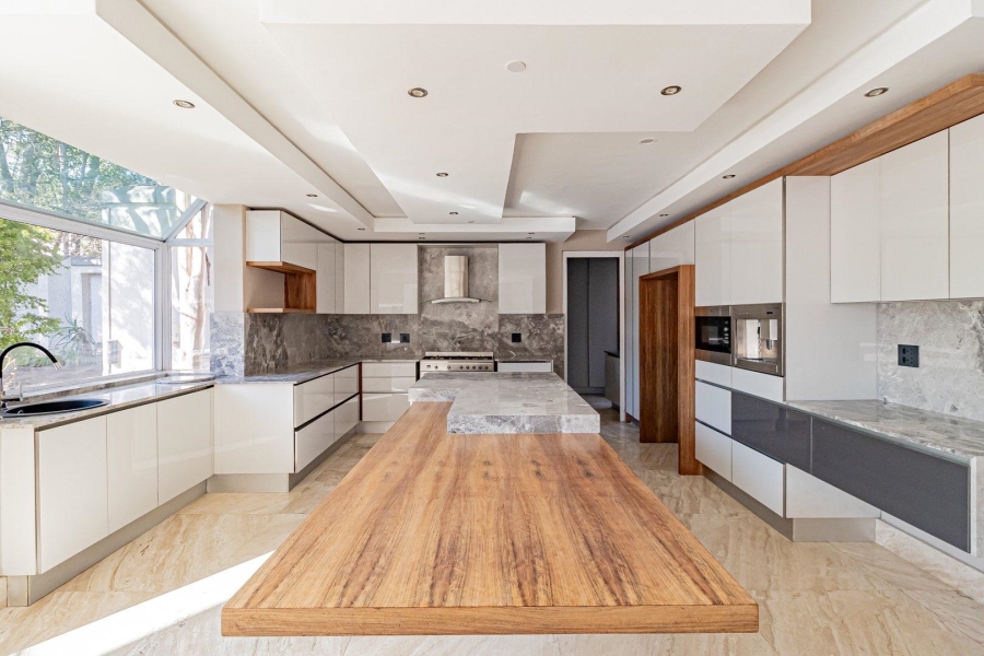 5 Bedroom Property for Sale in Fourways Gauteng