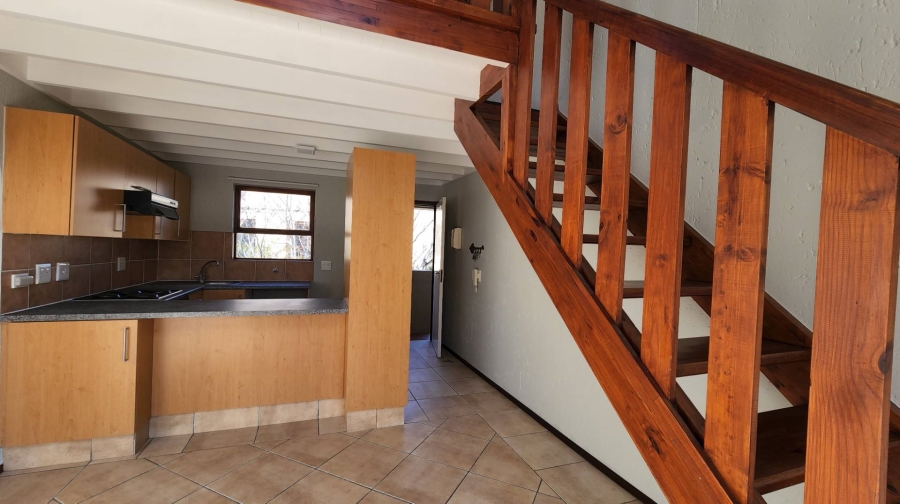 To Let 1 Bedroom Property for Rent in Lonehill Gauteng