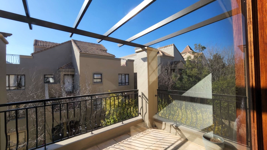To Let 1 Bedroom Property for Rent in Lonehill Gauteng