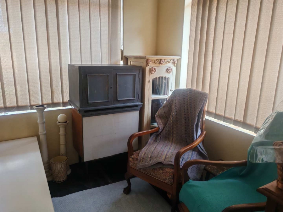 5 Bedroom Property for Sale in Hennopspark Gauteng