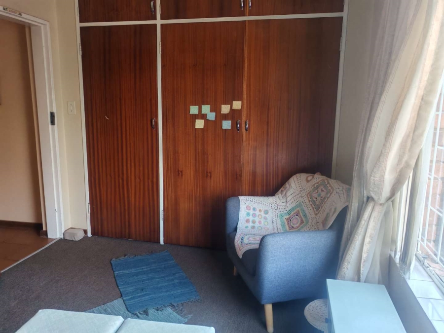 5 Bedroom Property for Sale in Hennopspark Gauteng