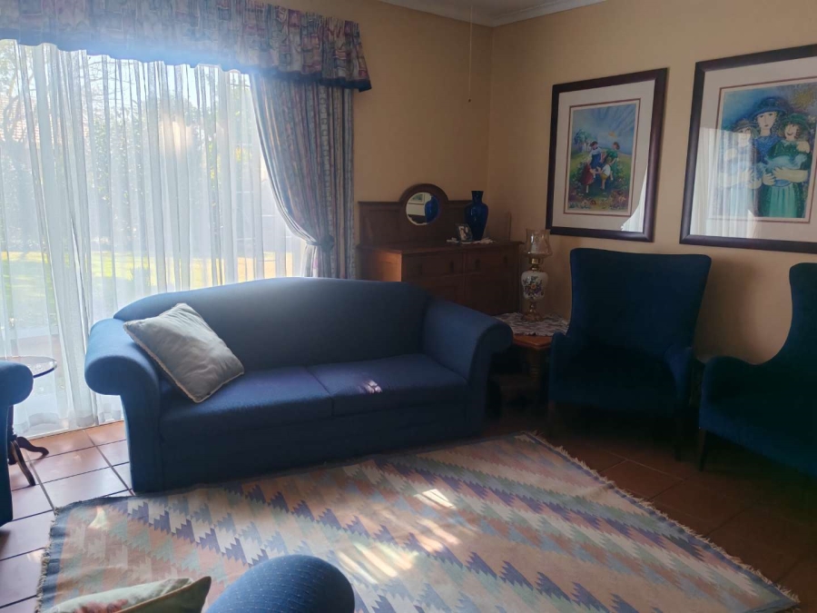 5 Bedroom Property for Sale in Hennopspark Gauteng
