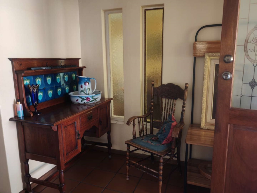 5 Bedroom Property for Sale in Hennopspark Gauteng