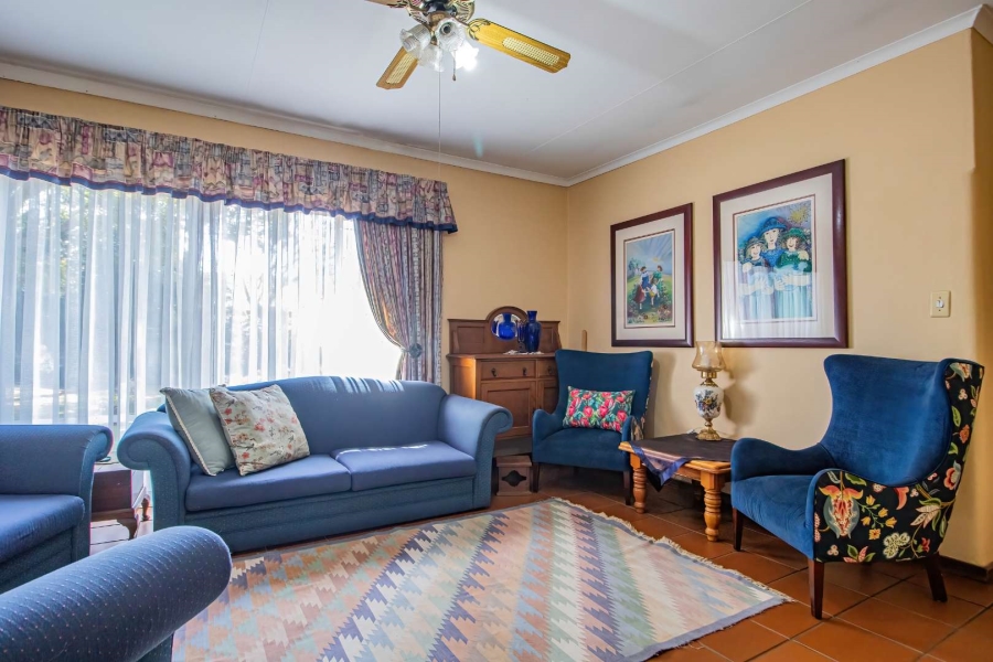 5 Bedroom Property for Sale in Hennopspark Gauteng