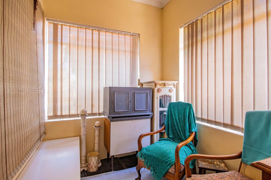 5 Bedroom Property for Sale in Hennopspark Gauteng