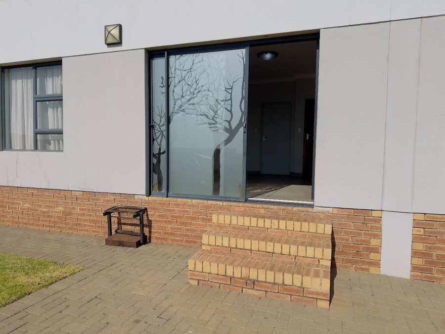 3 Bedroom Property for Sale in Thatchfield Ridge Gauteng