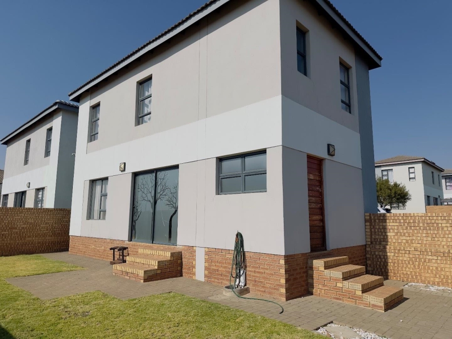 3 Bedroom Property for Sale in Thatchfield Ridge Gauteng