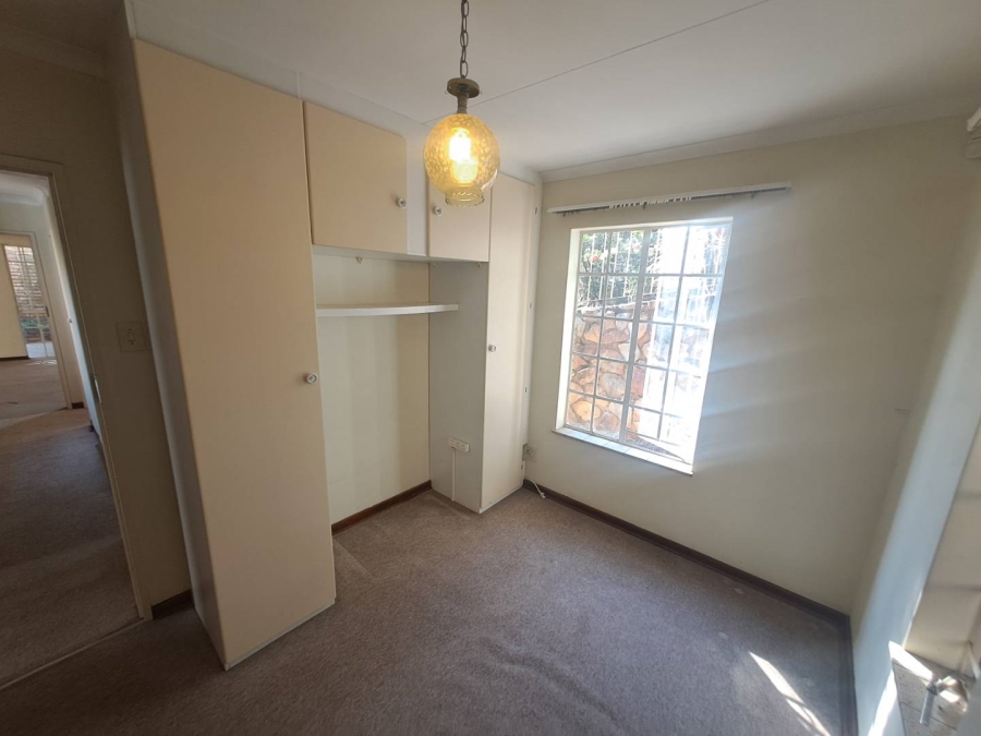 To Let 2 Bedroom Property for Rent in Val de Grace Gauteng