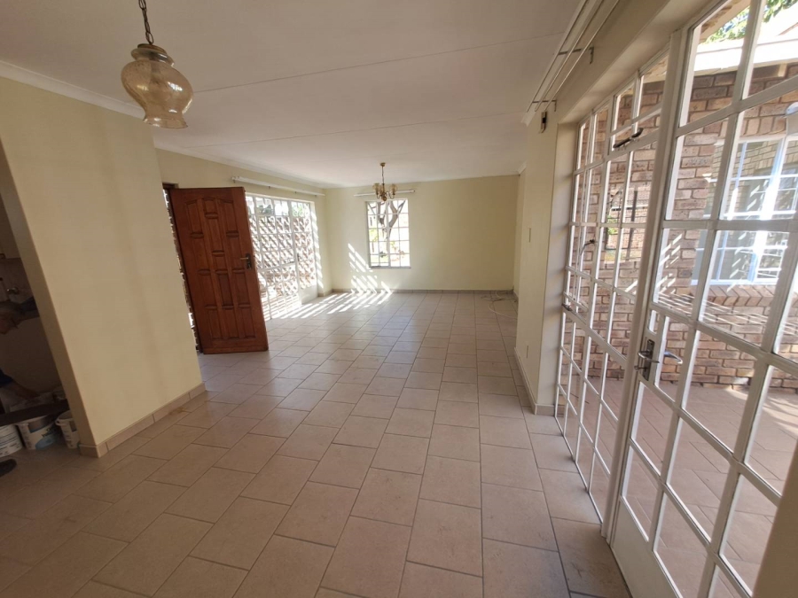 2 Bedroom Property for Sale in Val de Grace Gauteng