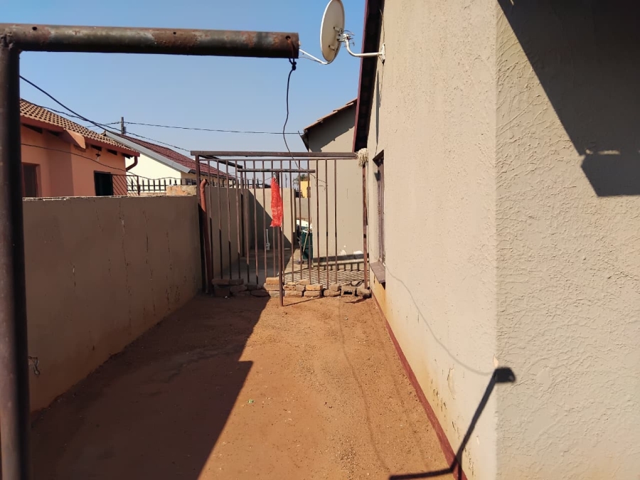 3 Bedroom Property for Sale in Vosloorus Ext 6 Gauteng