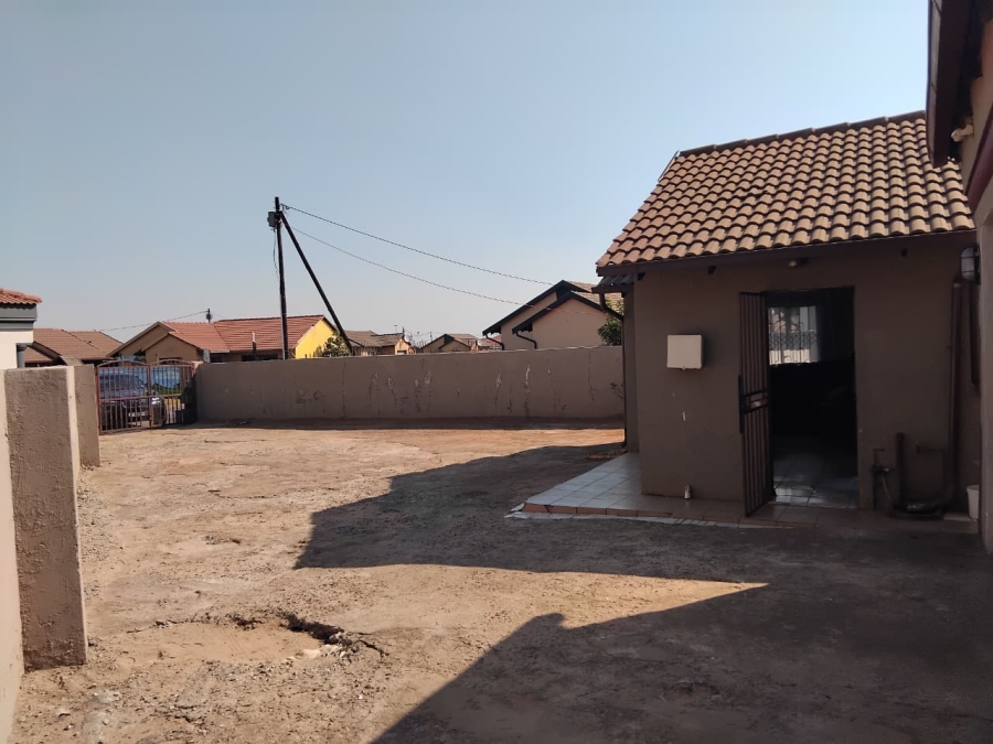 3 Bedroom Property for Sale in Vosloorus Ext 6 Gauteng
