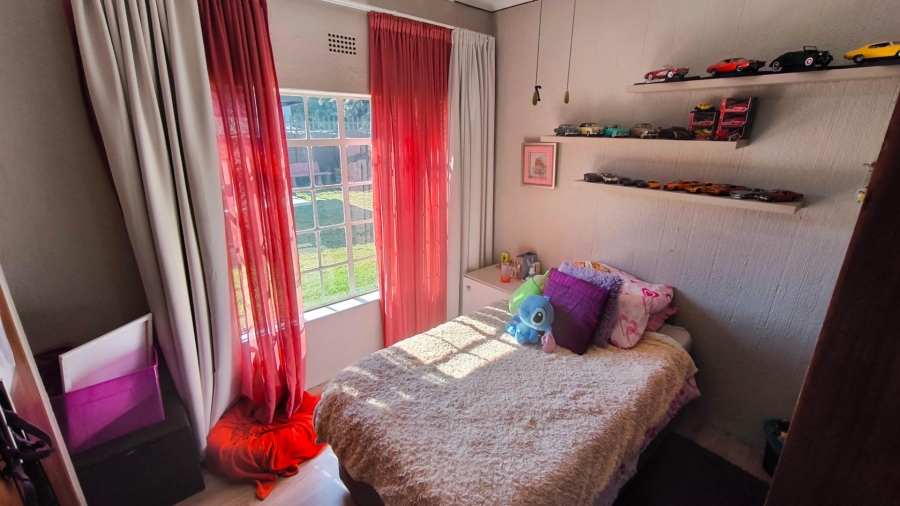 4 Bedroom Property for Sale in Brackenhurst Gauteng