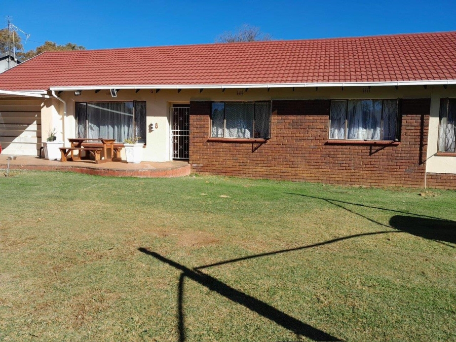 3 Bedroom Property for Sale in Brackendowns Gauteng