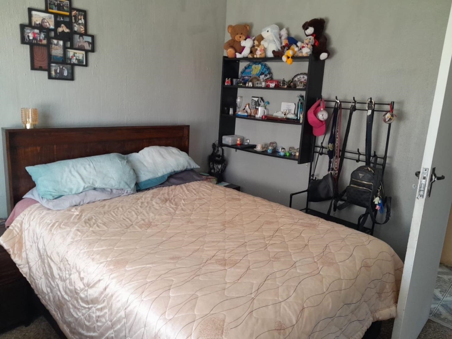3 Bedroom Property for Sale in Brackendowns Gauteng