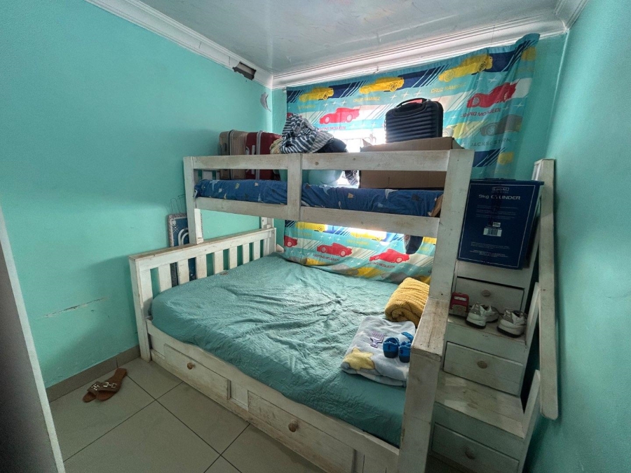8 Bedroom Property for Sale in Lotus Gardens Gauteng