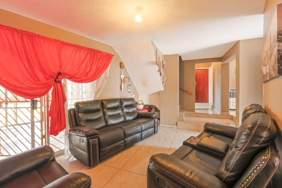 3 Bedroom Property for Sale in Eersterust Gauteng
