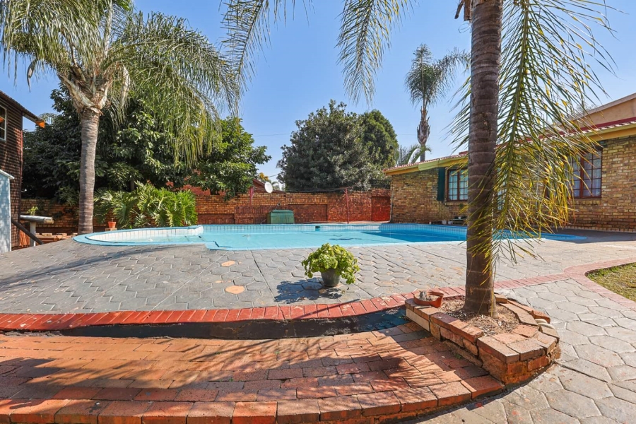 3 Bedroom Property for Sale in Eersterust Gauteng