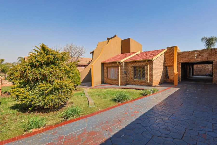 3 Bedroom Property for Sale in Eersterust Gauteng