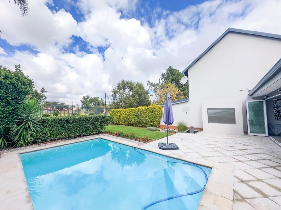 4 Bedroom Property for Sale in Moreleta Park Gauteng