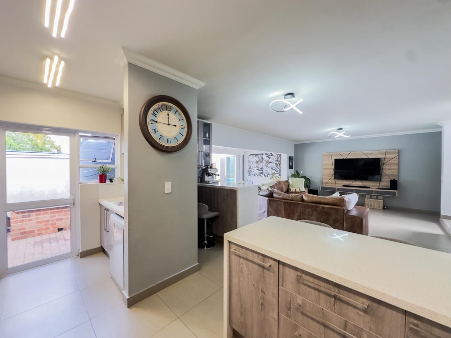 4 Bedroom Property for Sale in Moreleta Park Gauteng