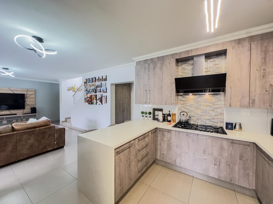 4 Bedroom Property for Sale in Moreleta Park Gauteng
