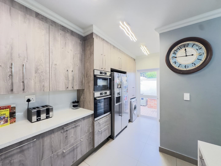 4 Bedroom Property for Sale in Moreleta Park Gauteng
