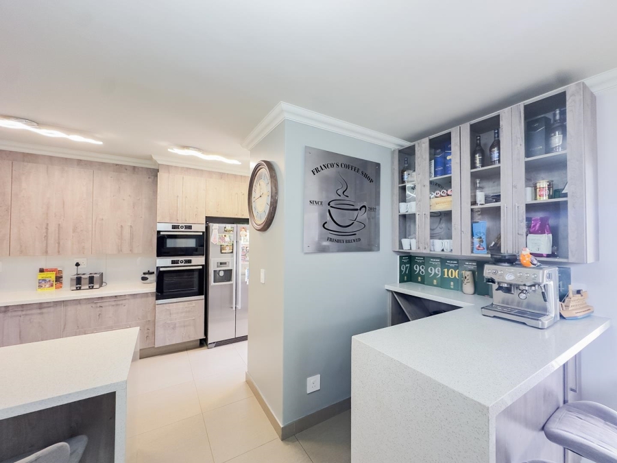 4 Bedroom Property for Sale in Moreleta Park Gauteng