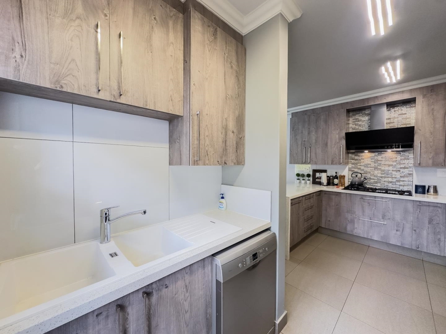 4 Bedroom Property for Sale in Moreleta Park Gauteng