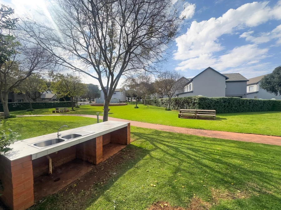 4 Bedroom Property for Sale in Moreleta Park Gauteng