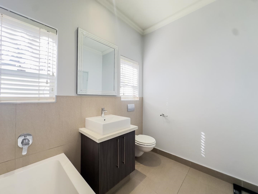 4 Bedroom Property for Sale in Moreleta Park Gauteng