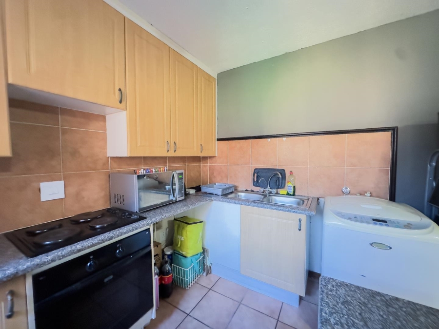 To Let 2 Bedroom Property for Rent in Mooikloof Ridge Gauteng