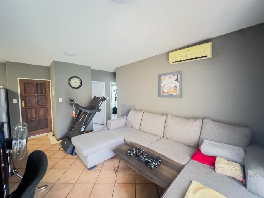 To Let 2 Bedroom Property for Rent in Mooikloof Ridge Gauteng