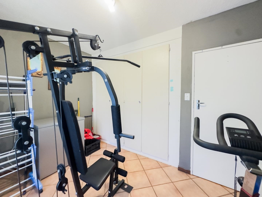 To Let 2 Bedroom Property for Rent in Mooikloof Ridge Gauteng