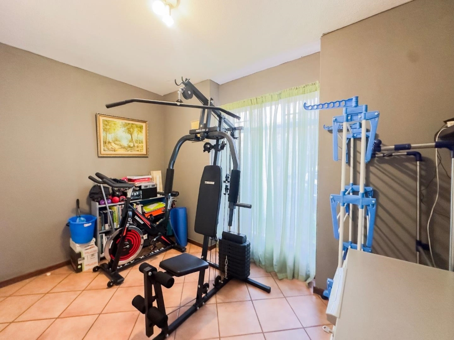 To Let 2 Bedroom Property for Rent in Mooikloof Ridge Gauteng