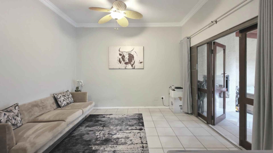 To Let 3 Bedroom Property for Rent in Sandown Gauteng