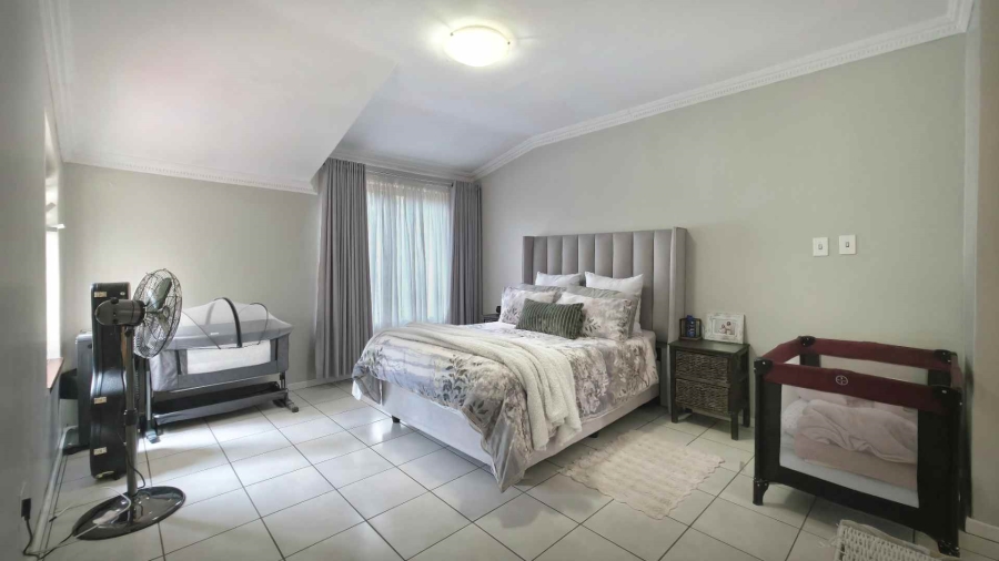 To Let 3 Bedroom Property for Rent in Sandown Gauteng