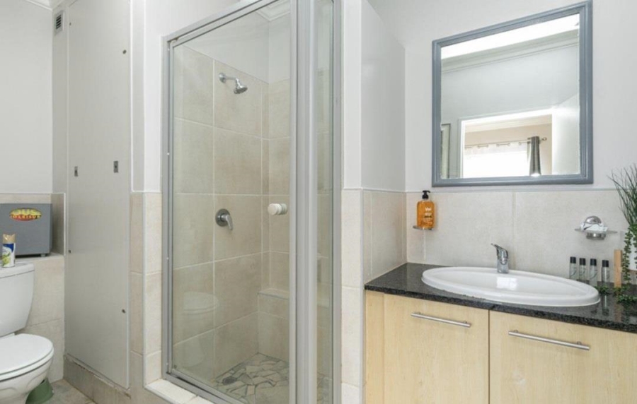 To Let 2 Bedroom Property for Rent in Morningside Gauteng