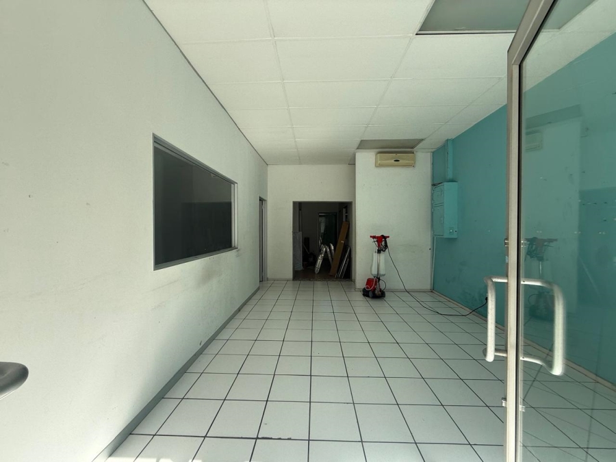 To Let Commercial Property for Rent in Bromhof Gauteng