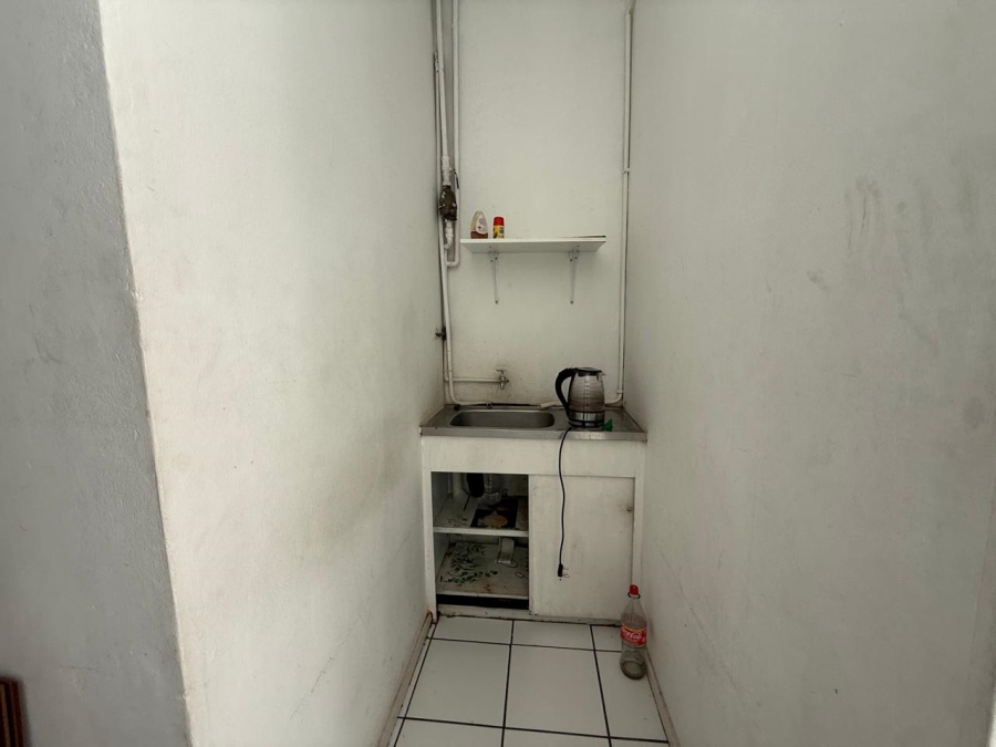 To Let Commercial Property for Rent in Bromhof Gauteng