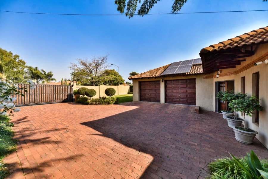 3 Bedroom Property for Sale in Moreleta Park Gauteng