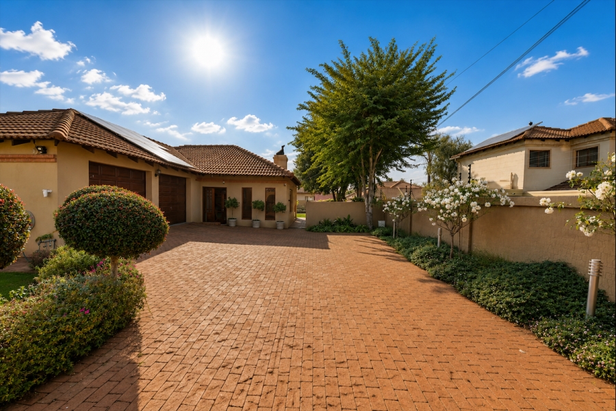 3 Bedroom Property for Sale in Moreleta Park Gauteng