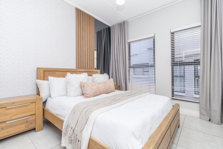 To Let 3 Bedroom Property for Rent in The Polofields Gauteng
