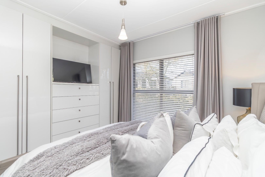 To Let 3 Bedroom Property for Rent in The Polofields Gauteng