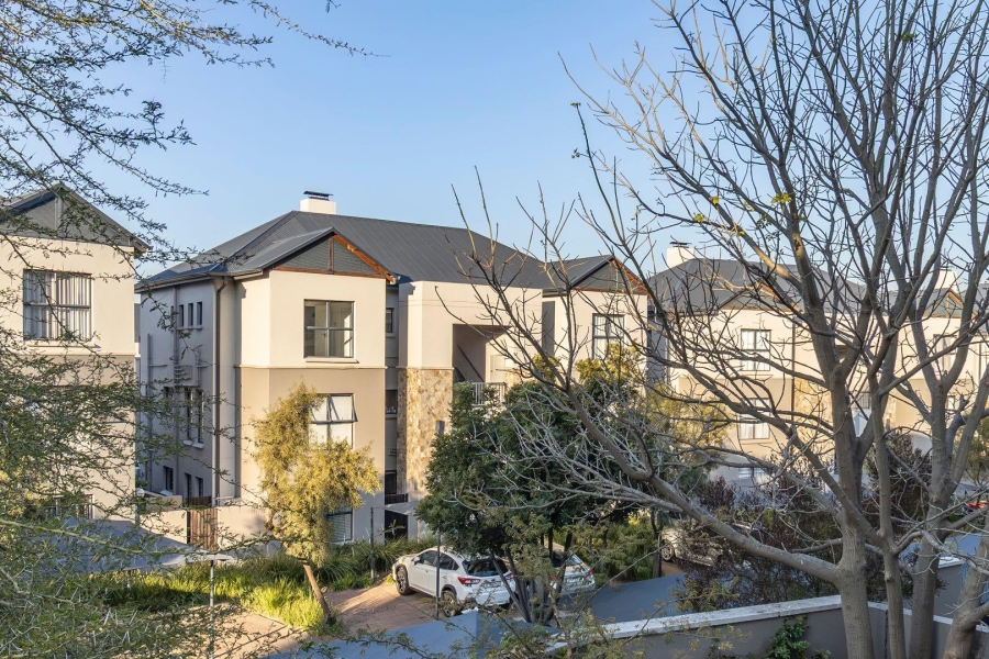 To Let 3 Bedroom Property for Rent in The Polofields Gauteng