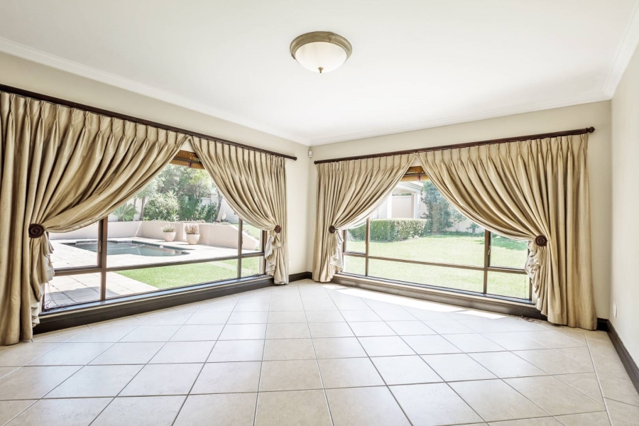 To Let 4 Bedroom Property for Rent in Dainfern Valley Gauteng