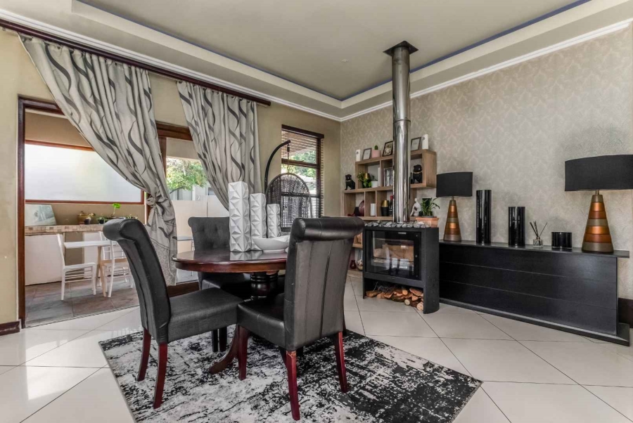 3 Bedroom Property for Sale in Beverley Gauteng