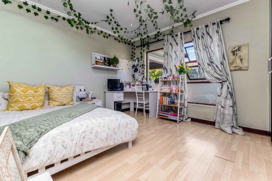 3 Bedroom Property for Sale in Beverley Gauteng