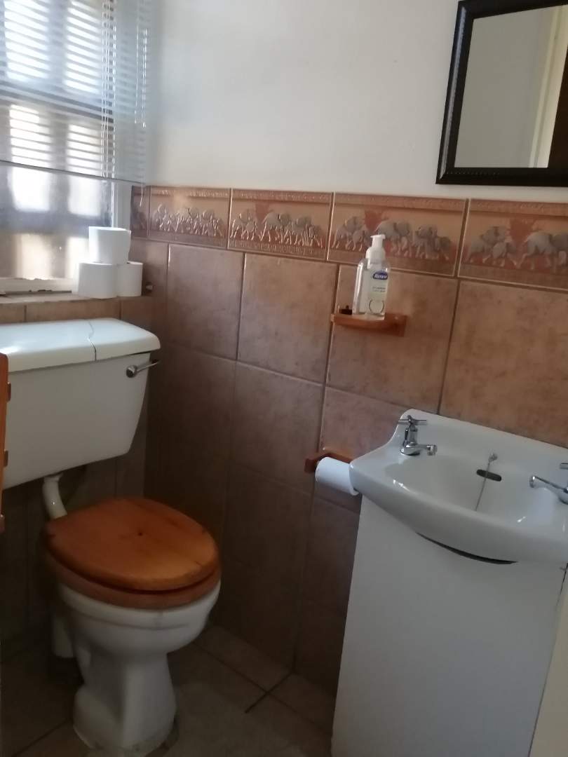 2 Bedroom Property for Sale in Freeway Park Gauteng