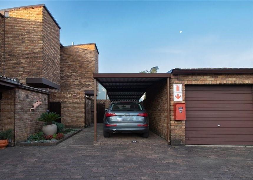 2 Bedroom Property for Sale in Freeway Park Gauteng