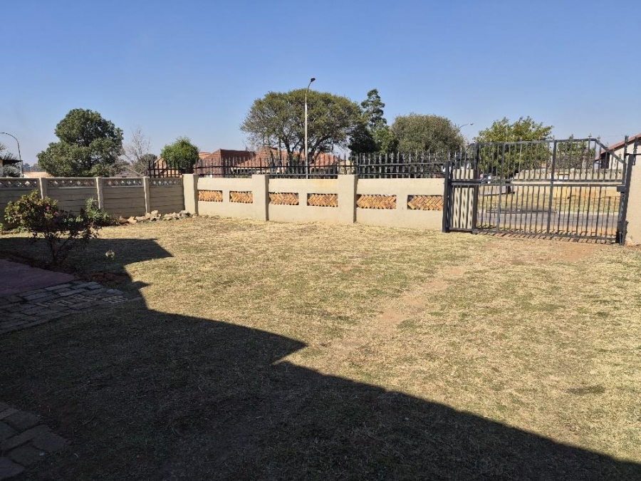 3 Bedroom Property for Sale in Delmore Park Gauteng